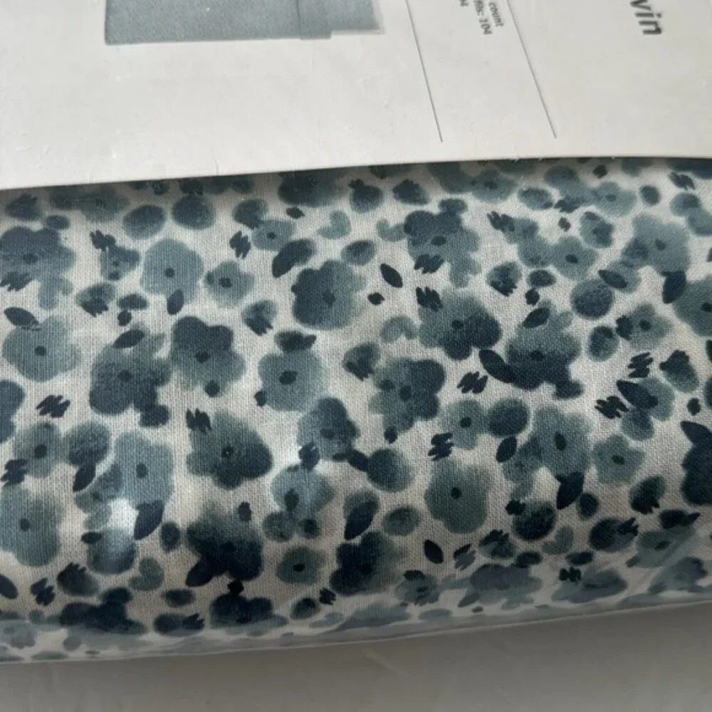 IKEA Vattenmynta Twin Duvet Cover and 1 pillow case set Blue Floral new